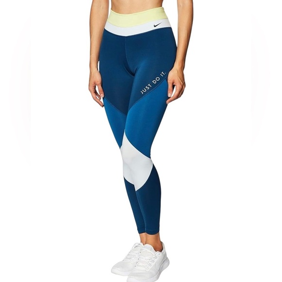 Nike Pants - Nike One Women's 7/8 Color Block Leggings | Size XXL